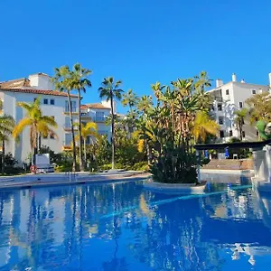 Jardines De Golondrinas Elviria By The Nikki Apartment